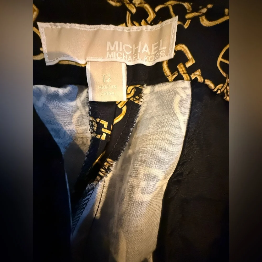 NWOT. MICHAEL Michael Kors. Keegan Chain Print Miranda Pants. Size 12.